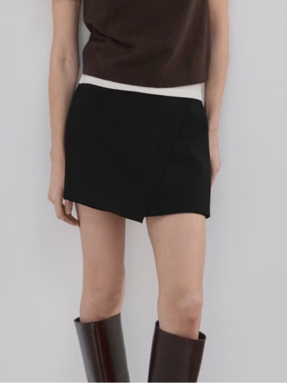 Elegant Black Skort